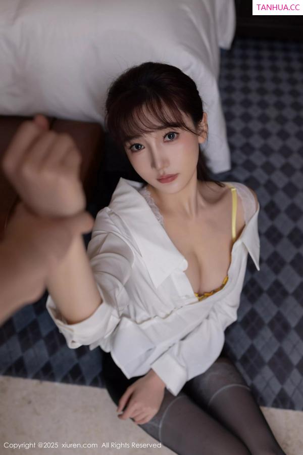 陆萱萱  [XiuRen]高清写真图 2025.04.17 No.10166 陆萱萱 白色衬衫第18张图片